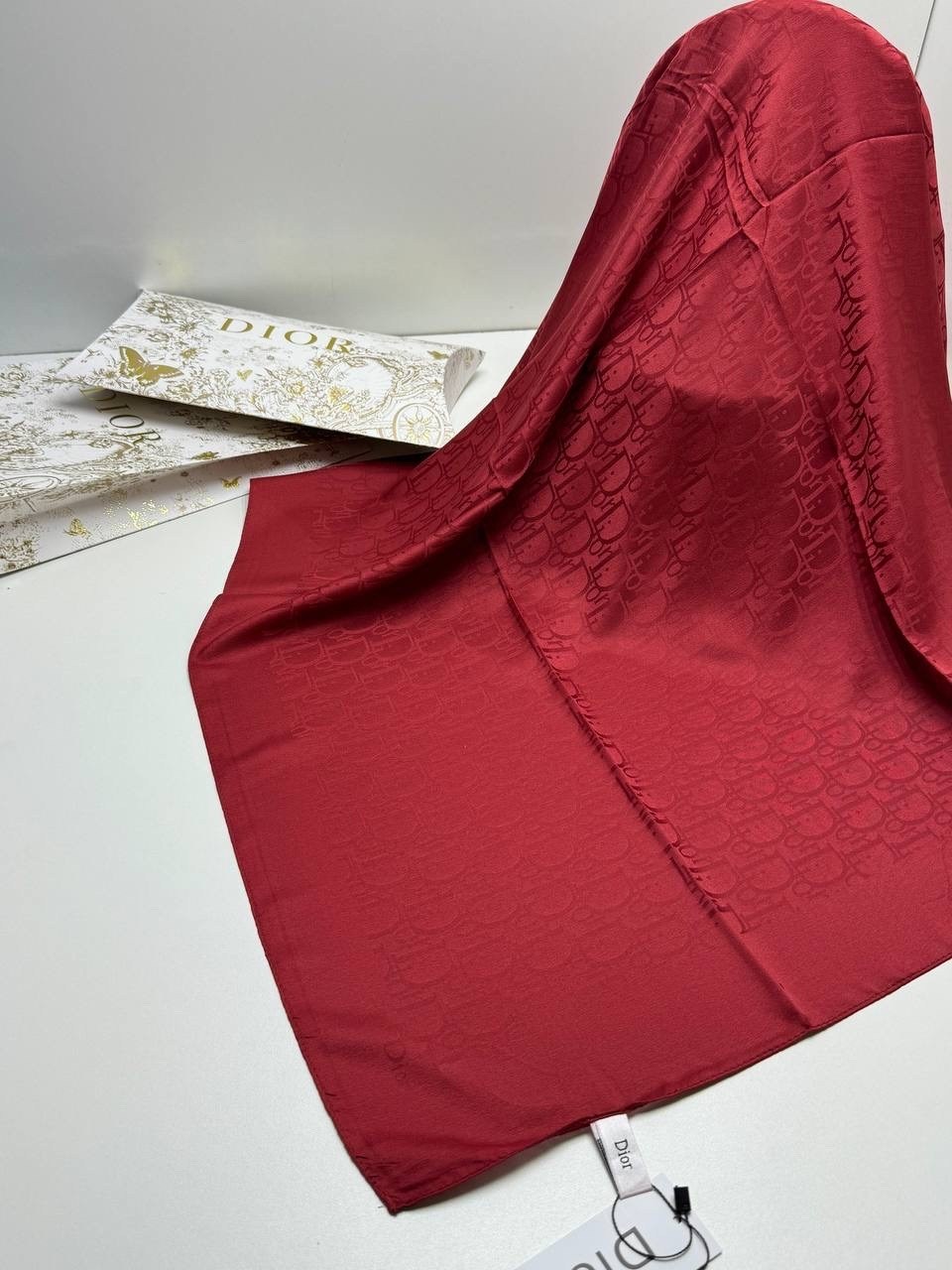 платок однотонный,брендовый платок,модные платки,палантин женские,платки диор