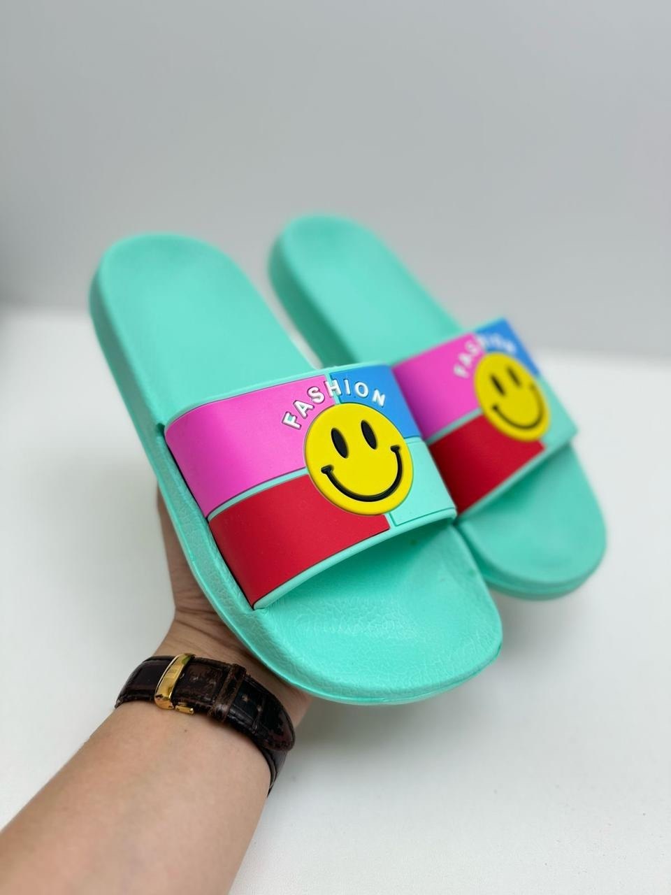 шлепанцы женские,тапки женские,,модные тапочки,шлепанцы детские