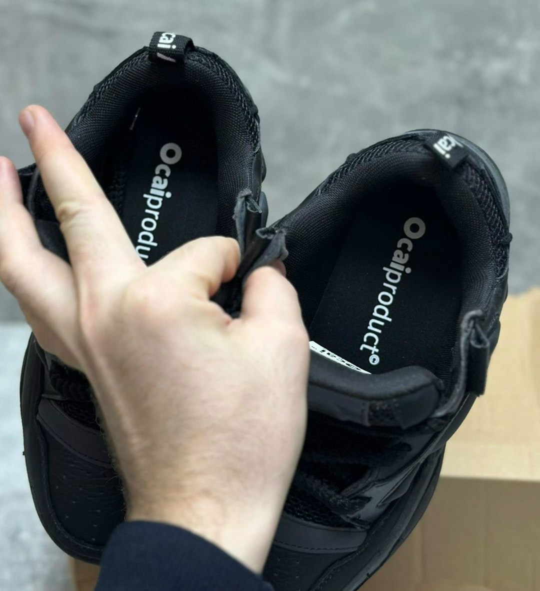 кроссовки ocai,кроссовки оригинал,черные кроссовки,кроссовки,массивные кроссовки