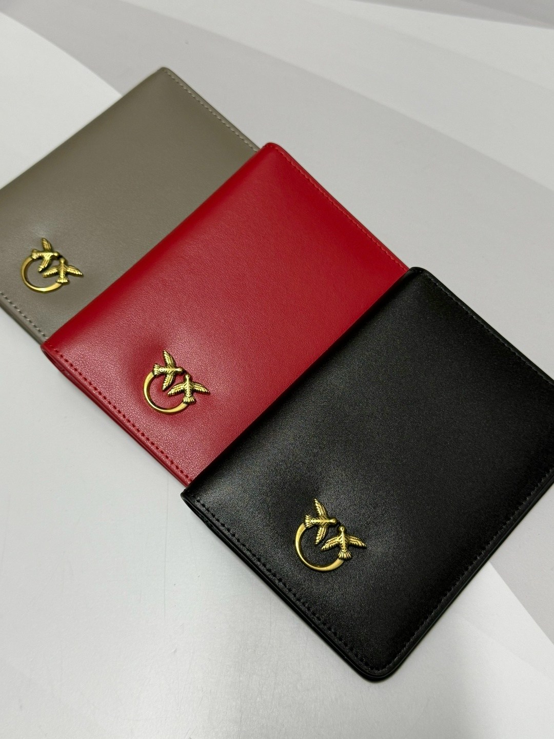 обложка для паспорта pinko,обложка для документов pinko,обложка на паспорт louis vuitton,кошельки для женщин,кошелек женский