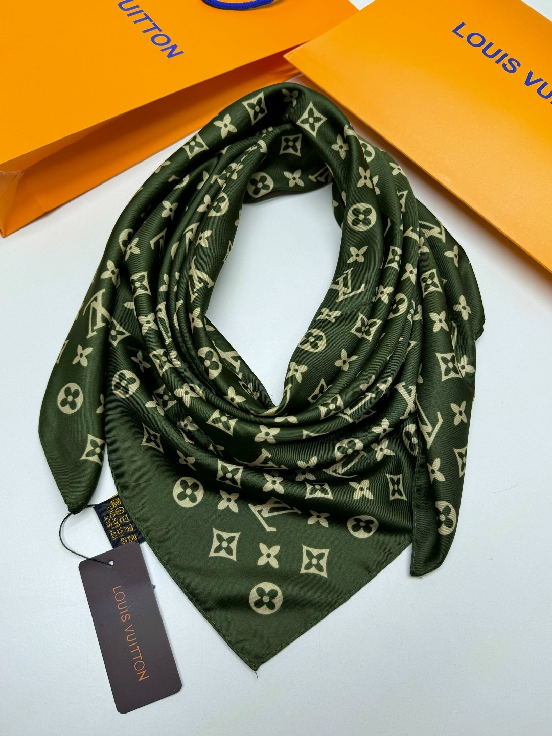 платок шелковый,платки женские,тонкиe платки,платки шарф,платки диор