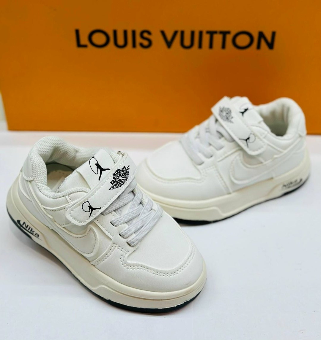 кроссовки,детские кроссовки,кроссовки мальчику,кроссовка детская,спортивная