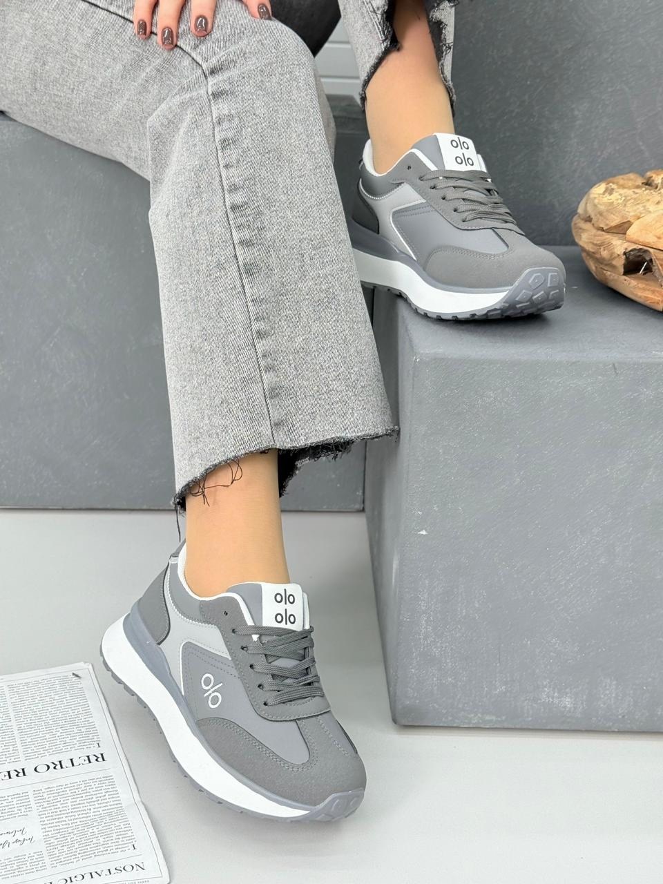 кроссовки,кроссовки женскиe,кроссовки для женщин,кроссовки модные,повседневные кроссовки