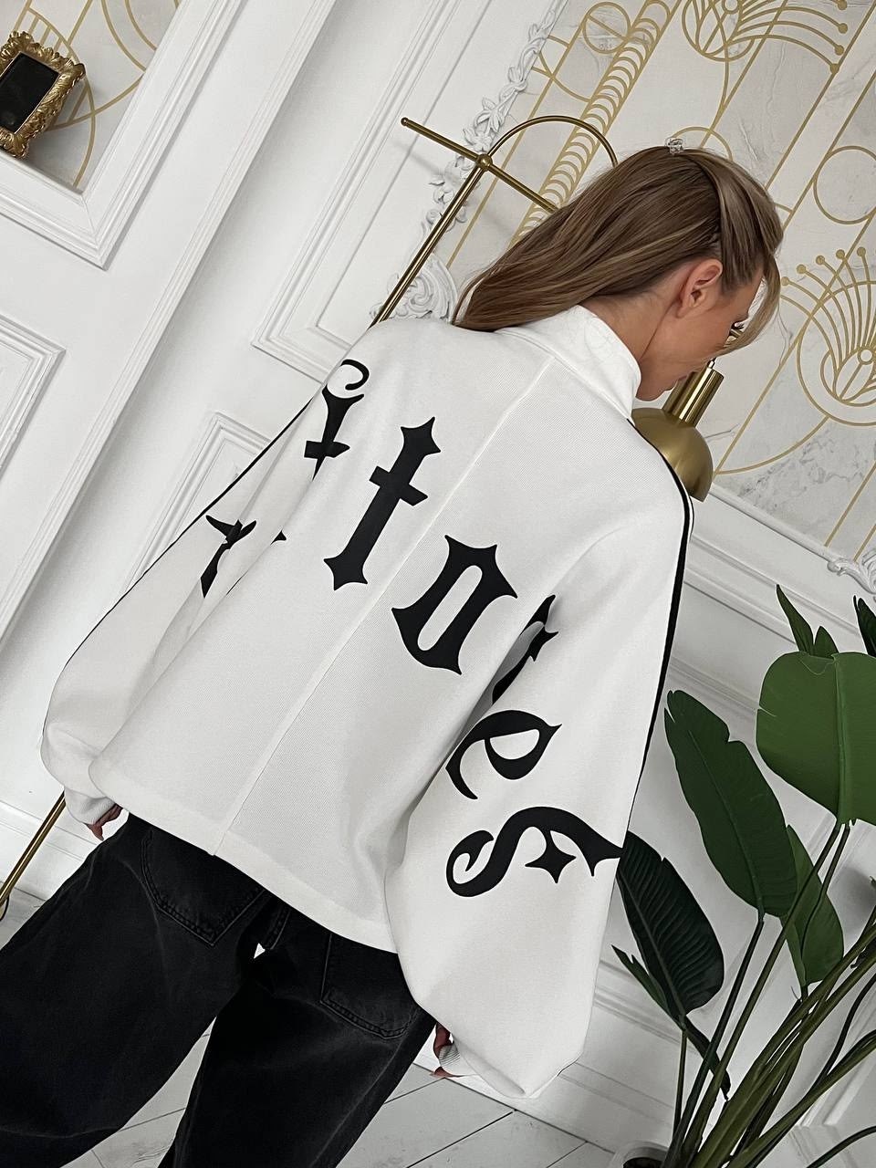 олимпийка белая,кофта,кофта с лампасами,толстовка олимпийка,спортивная кофта женская