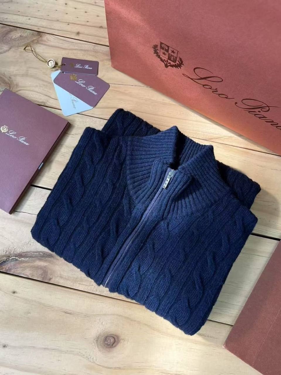 кардиган loro piana,кашемировый кардиган loro piana,кашемировый кардиган в сером цвете от loro piana,loro piana свитер мужской,кардиган loro piana 110074