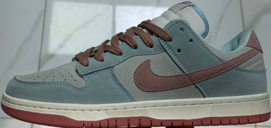 nike sb dunk low staple panda pigeon,nike sb dunk panda pigeon,nike sb dunk low pro (black pigeon),nike sb dunk low pro,dunk low nike