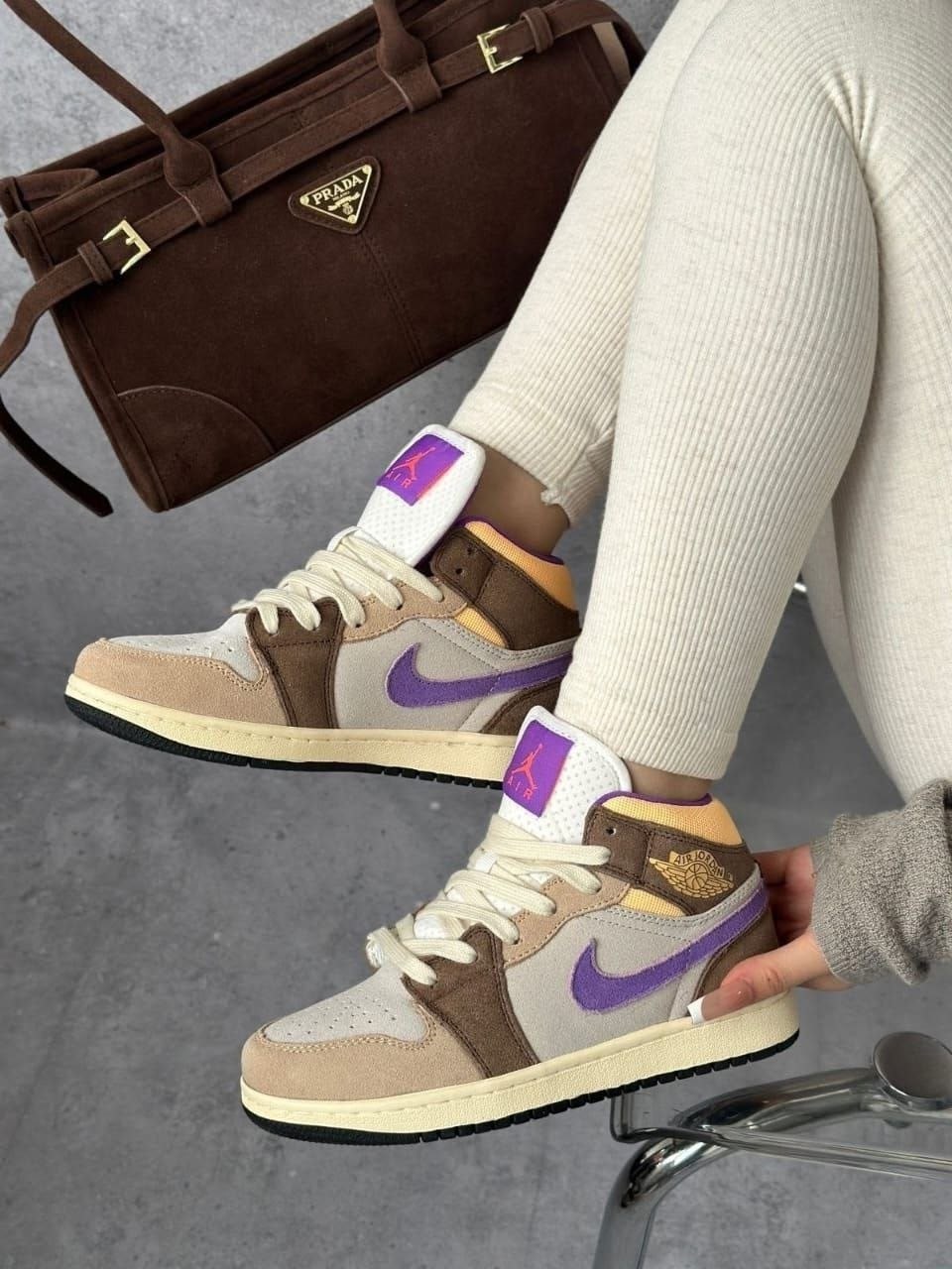jordan 1 mid se craft taupe haze,nike air jordan 1 mid se,air jordan 1 mid se craft inside out,jordan 1 mid se craft,air jordan 1 low se craft inside out taupe haze