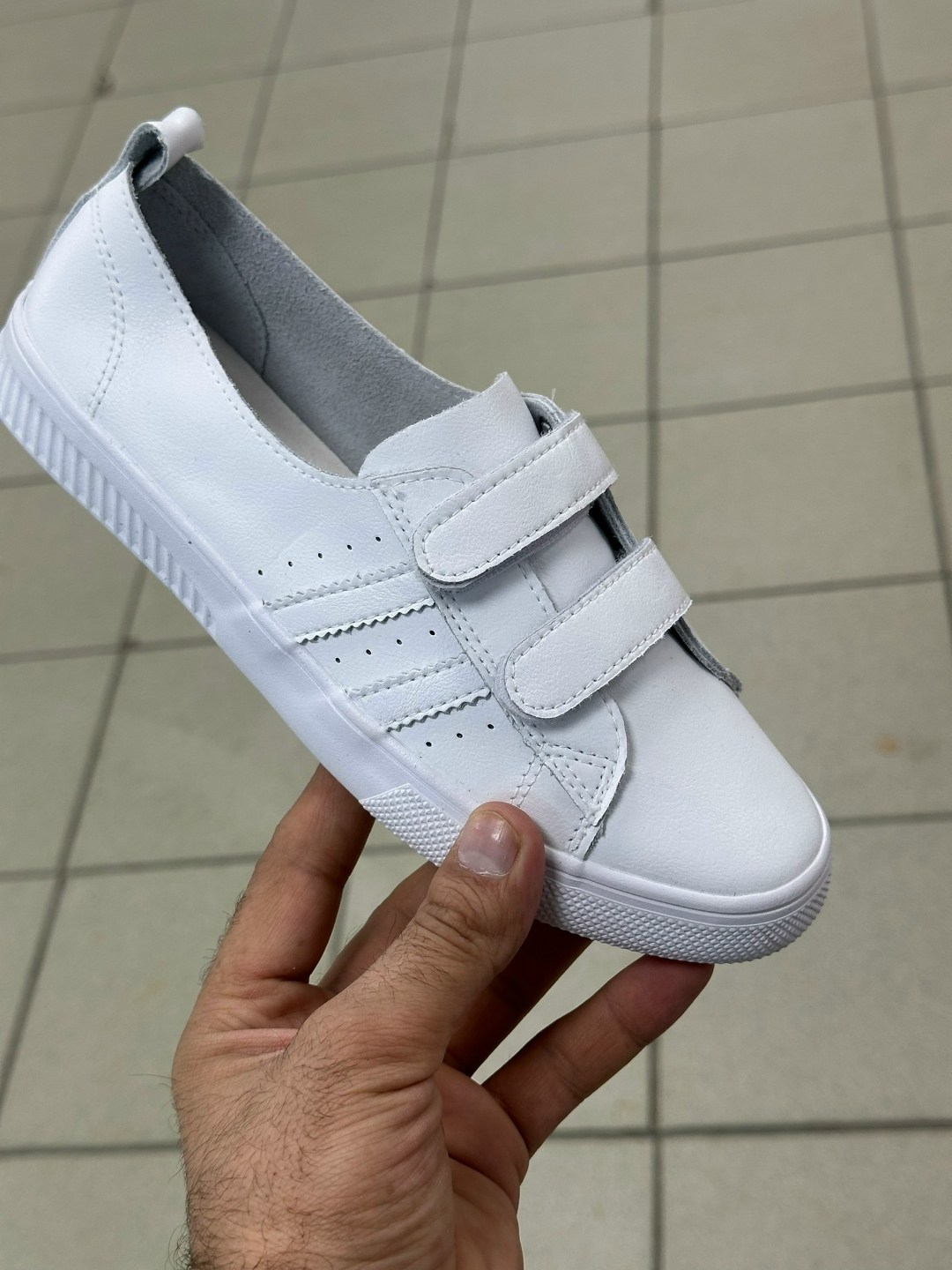 ,кроссовки на липучках,детские кроссовки,белые кроссовки,кеды на липучках