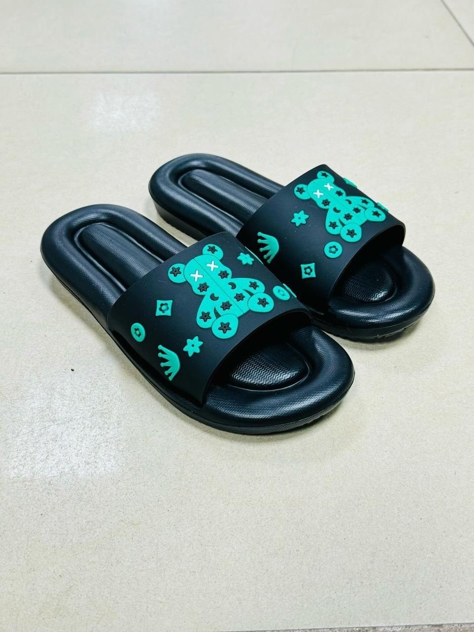 ,детские шлепанцы,шлепанцы женские,резиновые тапочки женские сланцы домашние шлепанцы,самые модные шлепки 24г