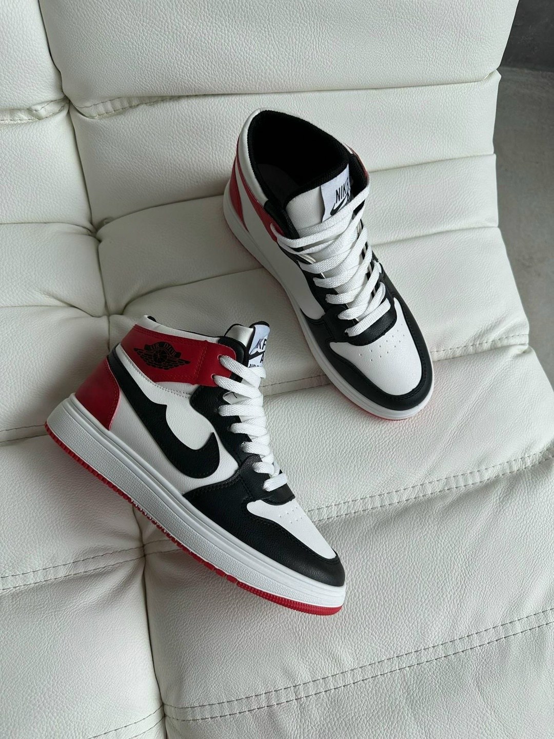 женские кроссовки,,высокие кроссовки,кеды женски,модные кроссовки