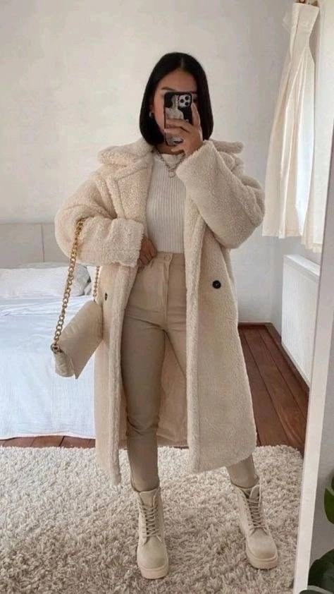 модные зимние образы,teddy coat outfit,меховое пальто,зимний стиль,зимний стиль одежды