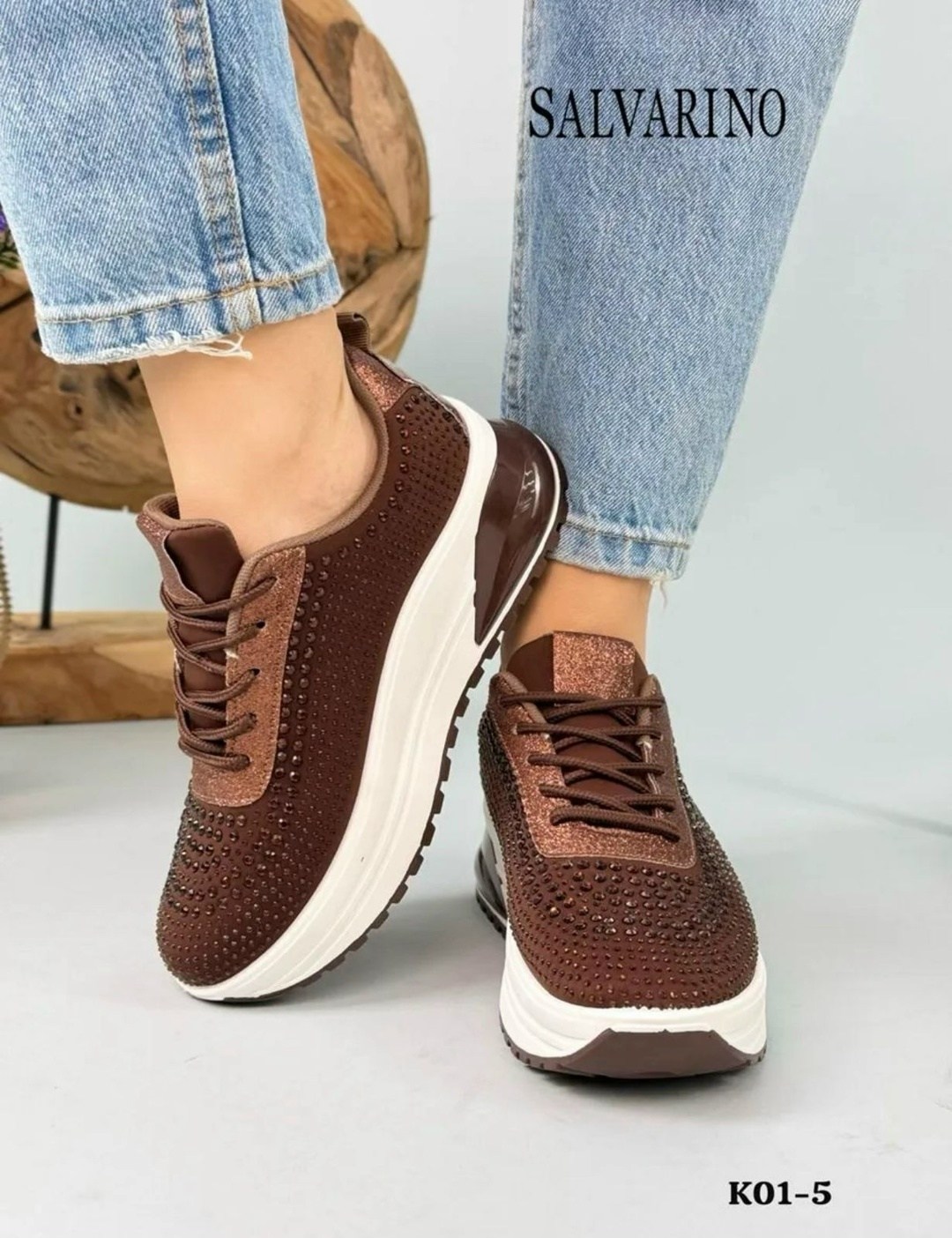 ,женские кроссовки,спортивная ,обуви,женская