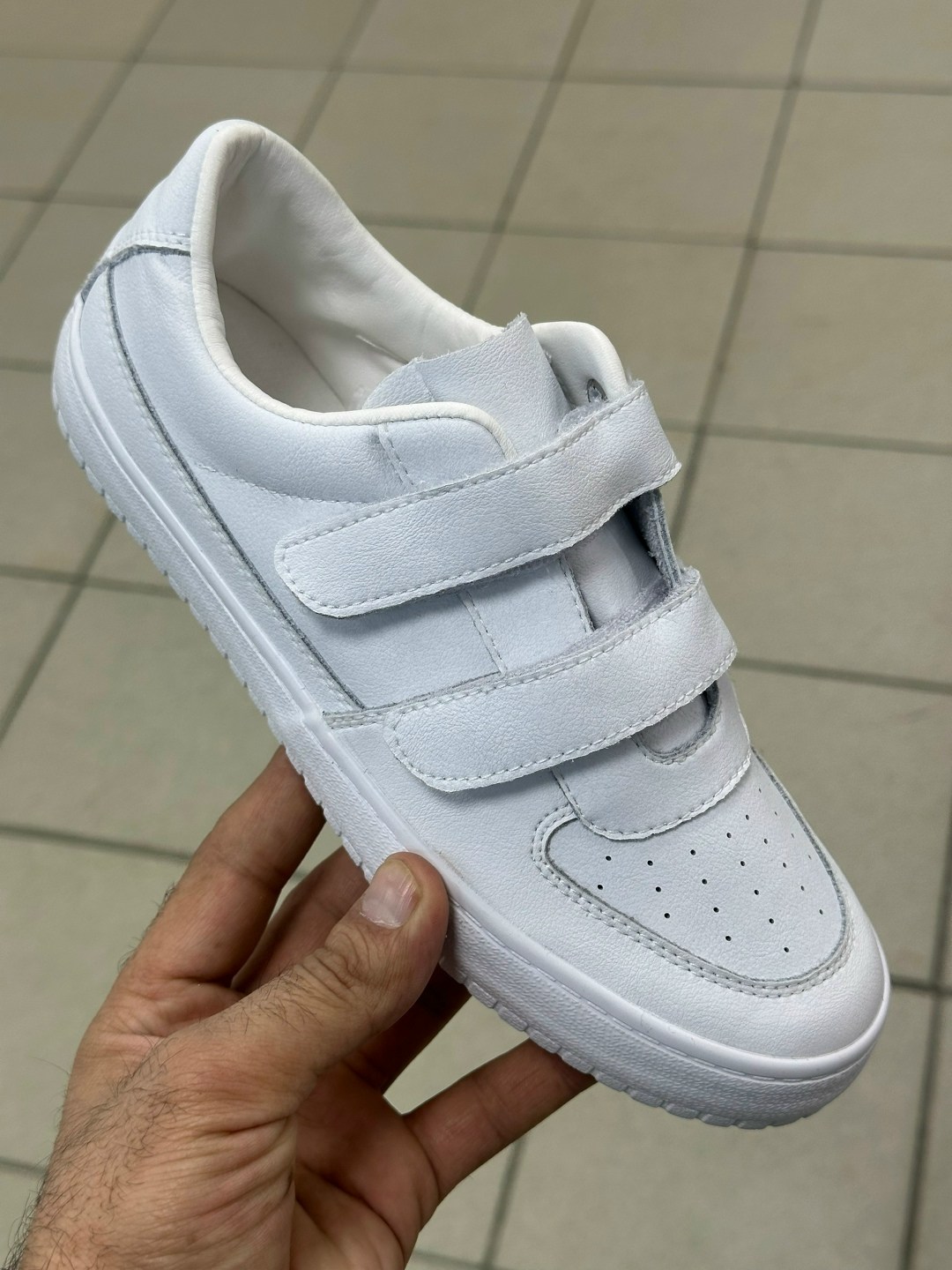 ,кроссовки на липучках,детские кроссовки,белые кроссовки,кеды на липучках