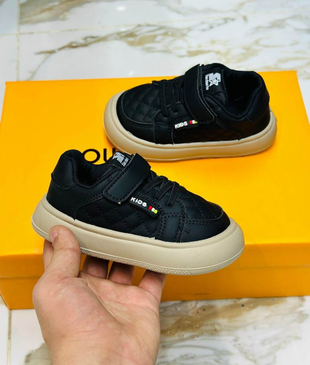 ,детская ,детские кроссовки,кроссовки мальчику,кроссовка детская