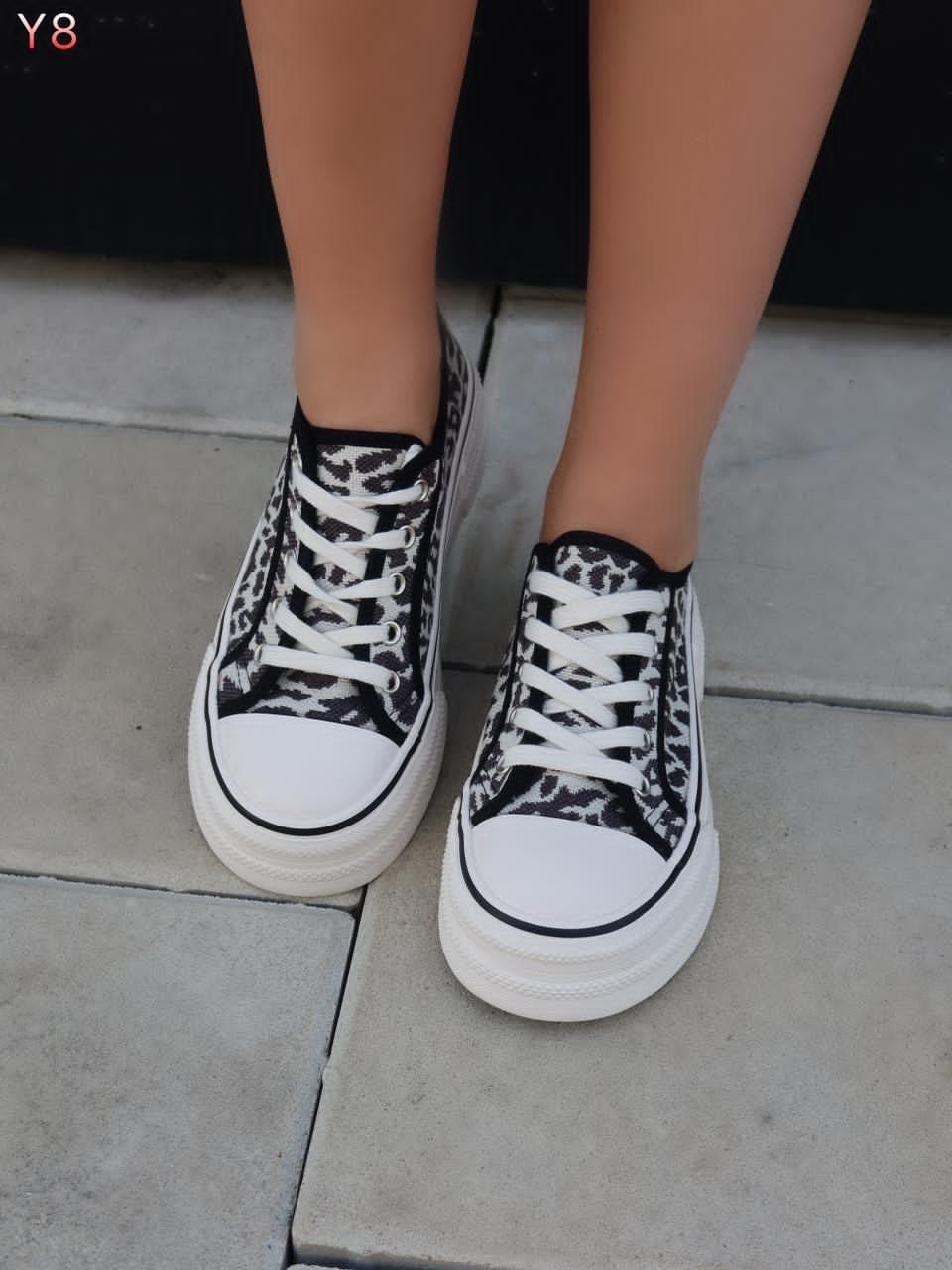 кеды леопардовые,леопардовые кроссовки женские,кроссовки леопардовые,женские кроссовки с леопардовым принтом,леопардовые кроссовки на платформе