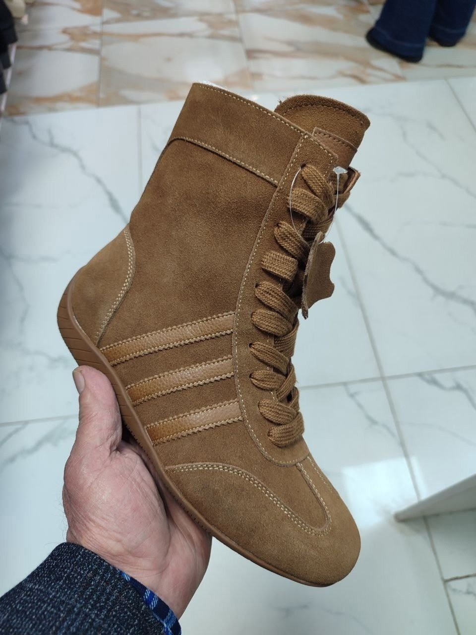 ,замшевые ботинки,зимняя замшевая ,ботинки из натуральной замши,зимняя  женская