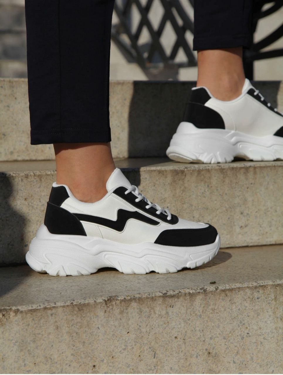 ,женские кроссовки,кроссовки с массивной подошвой,модные кроссовки,женские массивные кроссовки