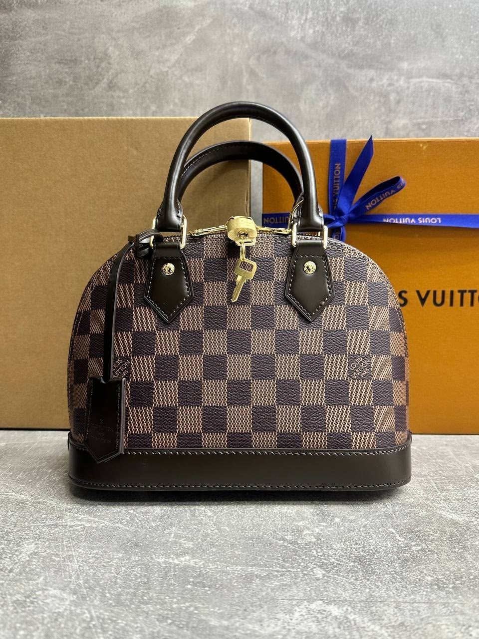сумка louis vuitton,луи виттон сумка,сумка луи виттон альма,модная сумка,сумка женская louis vuitton