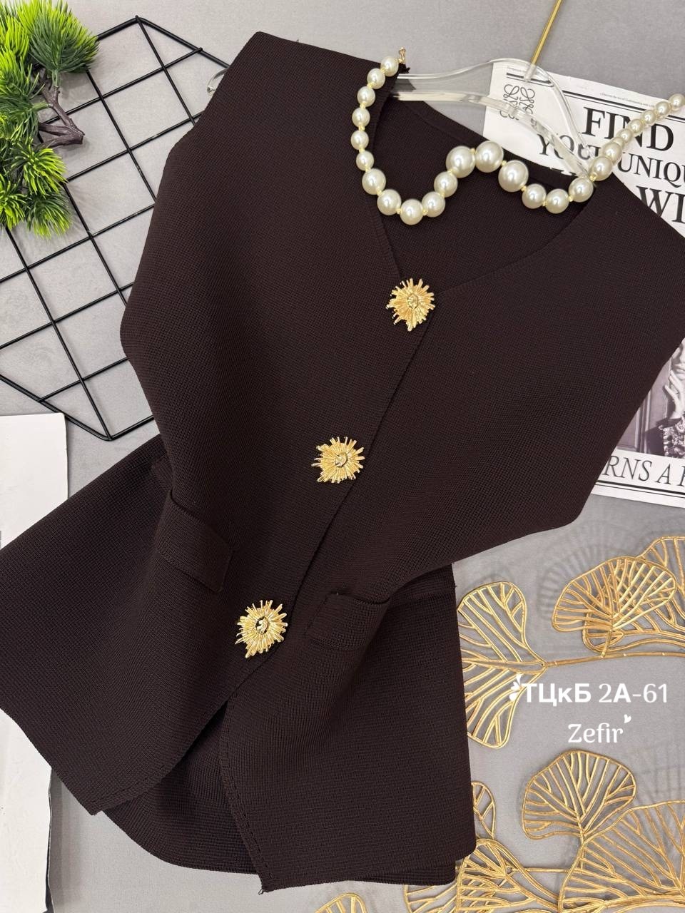 женский костюм,пиджак,кардиган,,платье пиджак с золотыми пуговицами