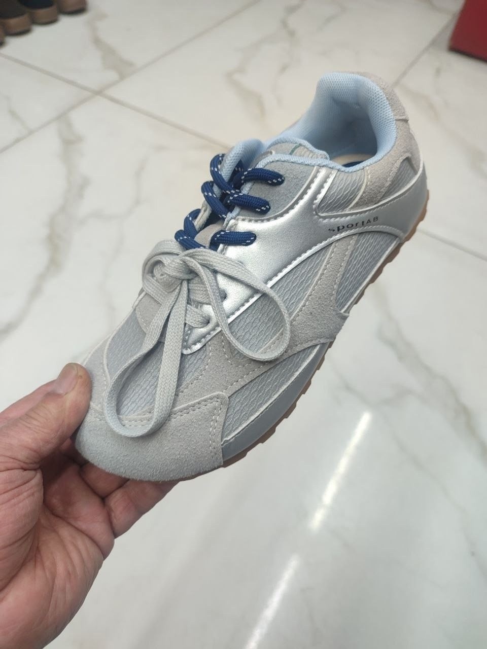 женские кроссовки,кроссовки,повседневные кроссовки,спортивная ,кроссовка