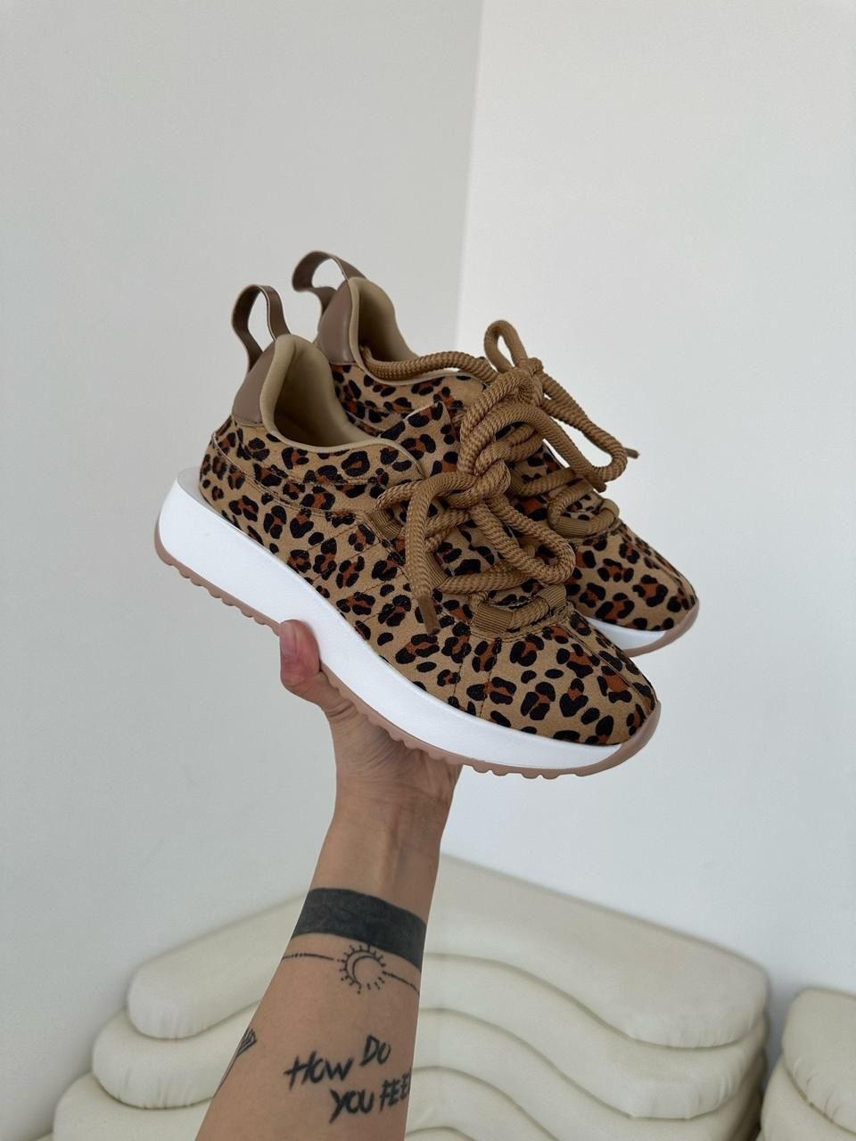 ,женские кроссовки,кроссовки леопардовые,женские кроссовки с леопардовым принтом,кроссовки с леопардовым принтом для женщин