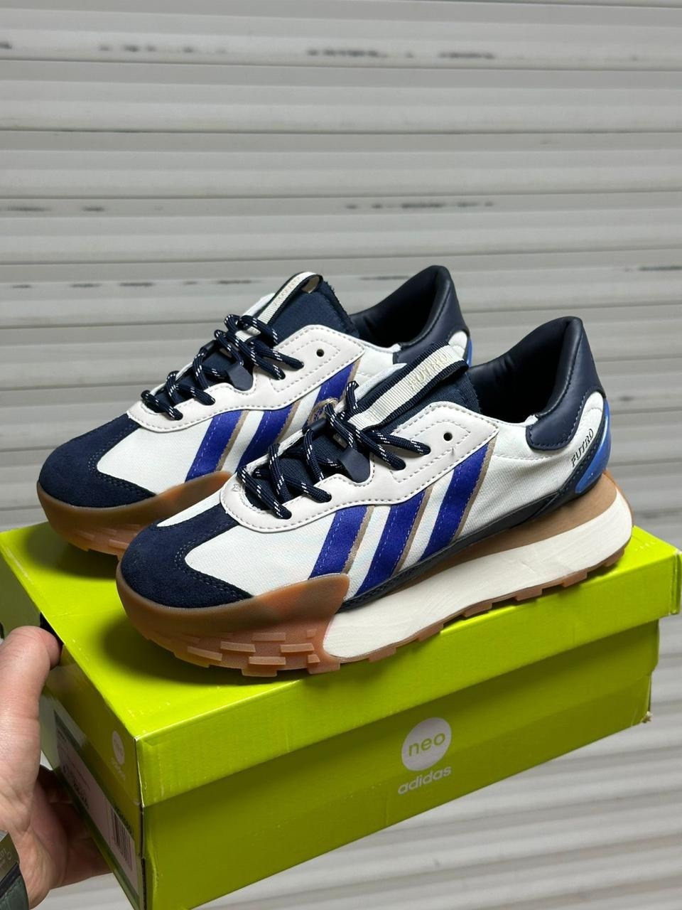 кроссовки adidas,кроссовки мужские adidas,оригинальные кроссовки adidas,кроссовки adidas original,adidas futro mixr