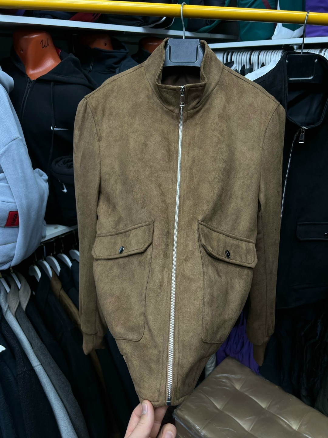 куртка замшевая мужская,замшевая куртка,куртка-бомбер ma1 bomber suede bolongaro trevor черный,мужская кожаная куртка,куртка из натуральной замши