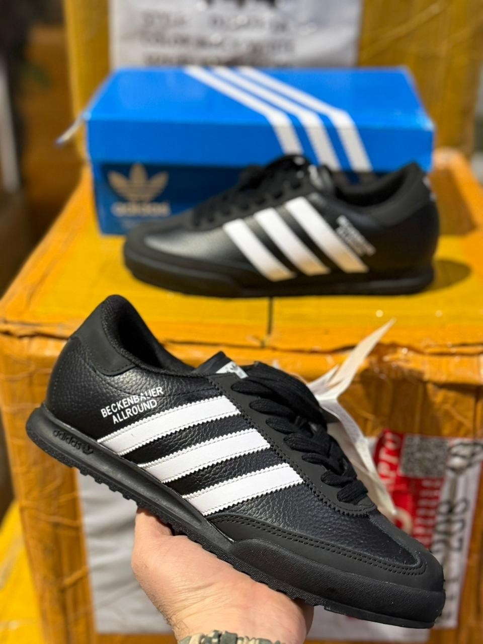 кроссовки адидас мужские кожаные черные,кроссовки adidas,кроссовки мужские adidas,кроссовки adidas gazelle bb5497 мужские черные кожаные,кроссовки адидас