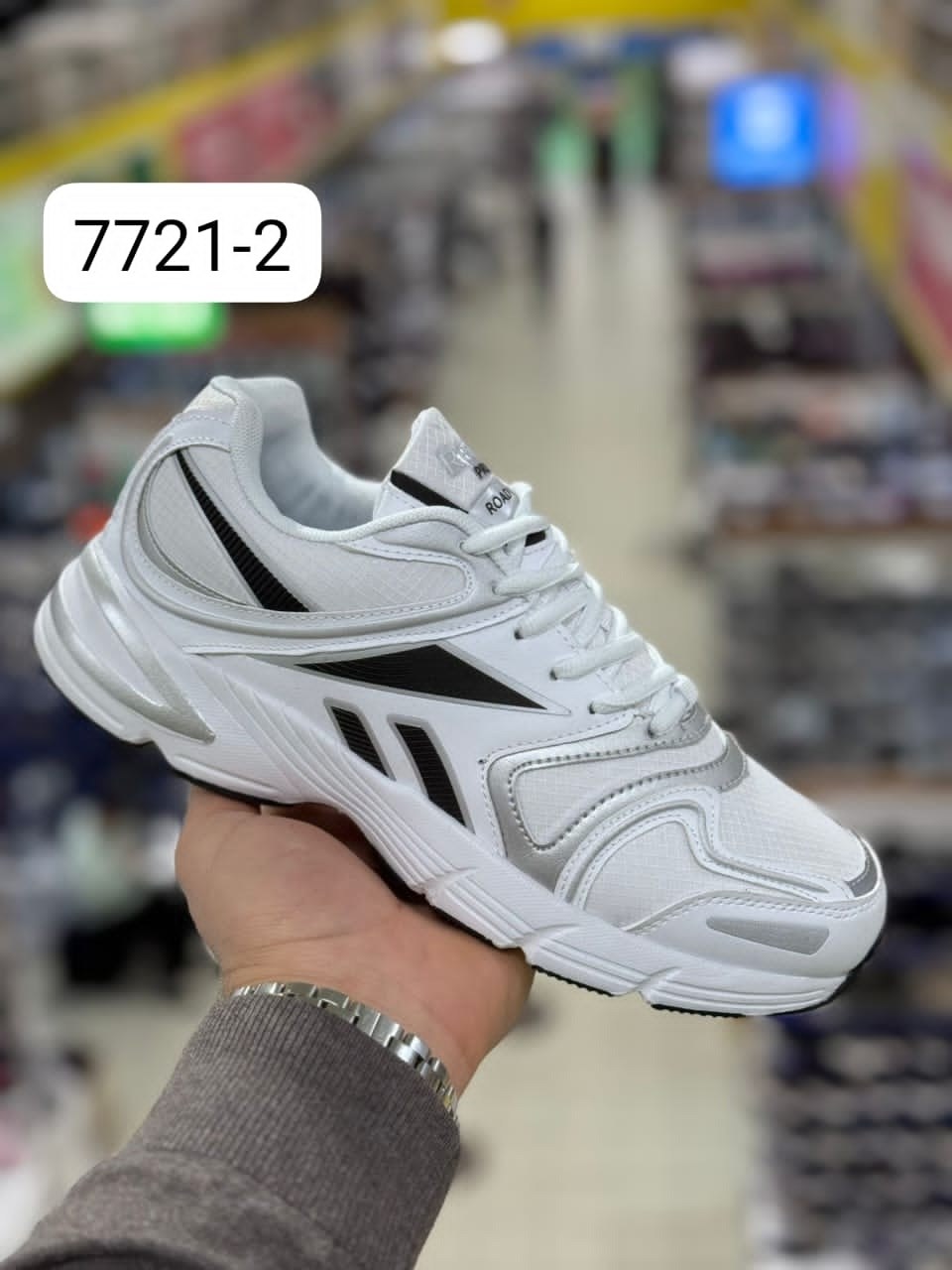 кроссовки adidas,адидас кроссовки мужские 2026,кроссовки женские adidas,кроссовки мужские adidas,кроссовки адидас zx750 белые