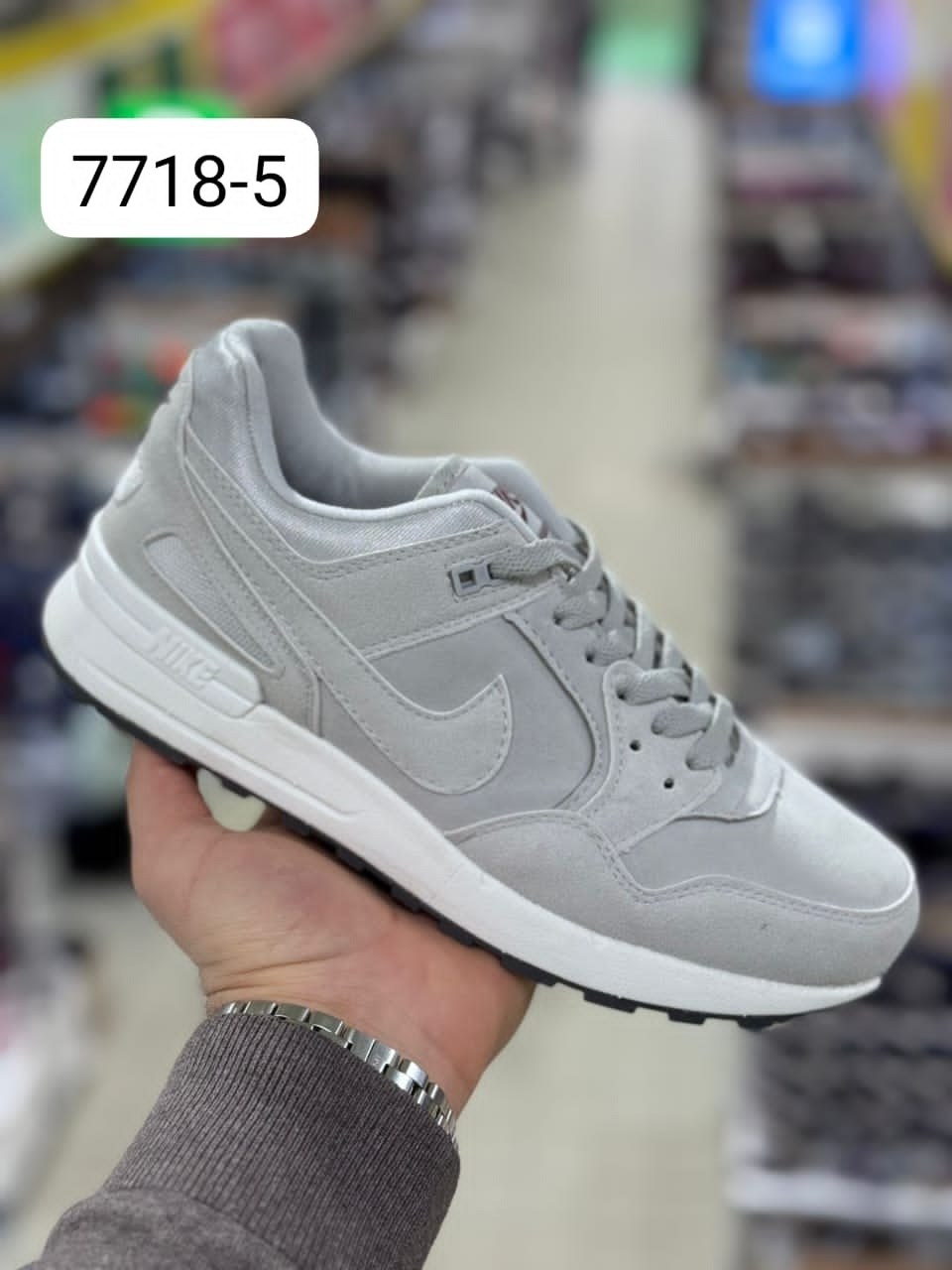 кроссовки adidas,адидас кроссовки мужские 2026,кроссовки женские adidas,кроссовки мужские adidas,кроссовки адидас zx750 белые