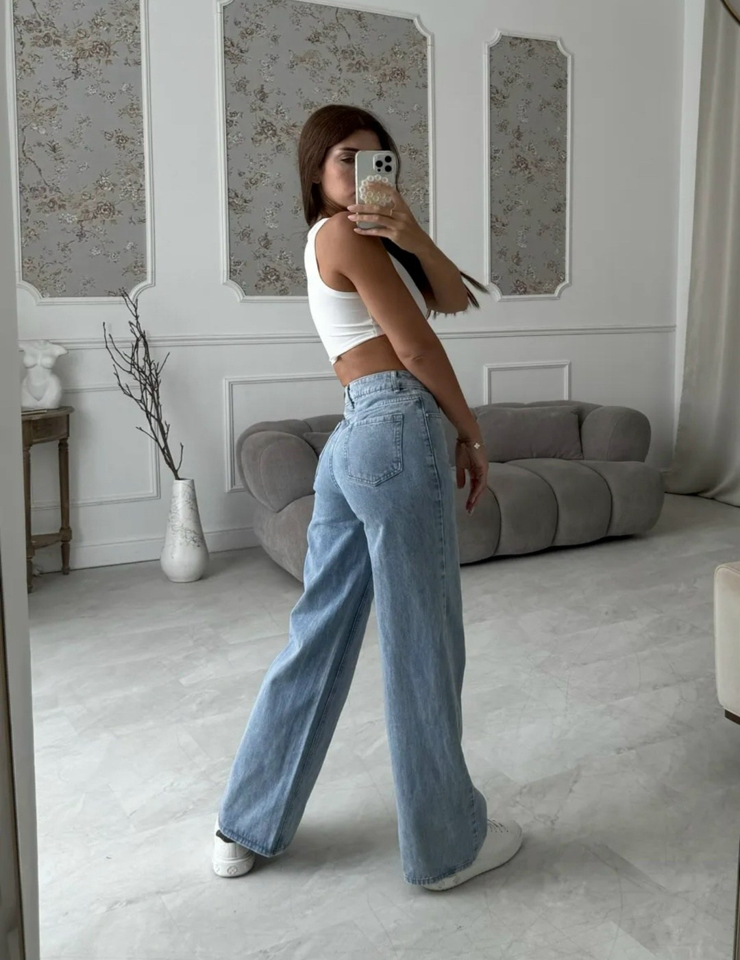 стиль одежды,джинсы брюки,стильные наряды,повседневная одежда