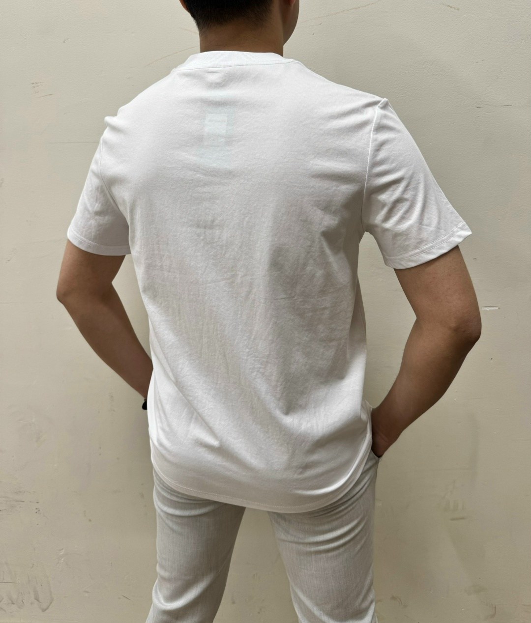 мужская футболка белая,мужские футболки boss,boss футболка,мужская футболка,футболка