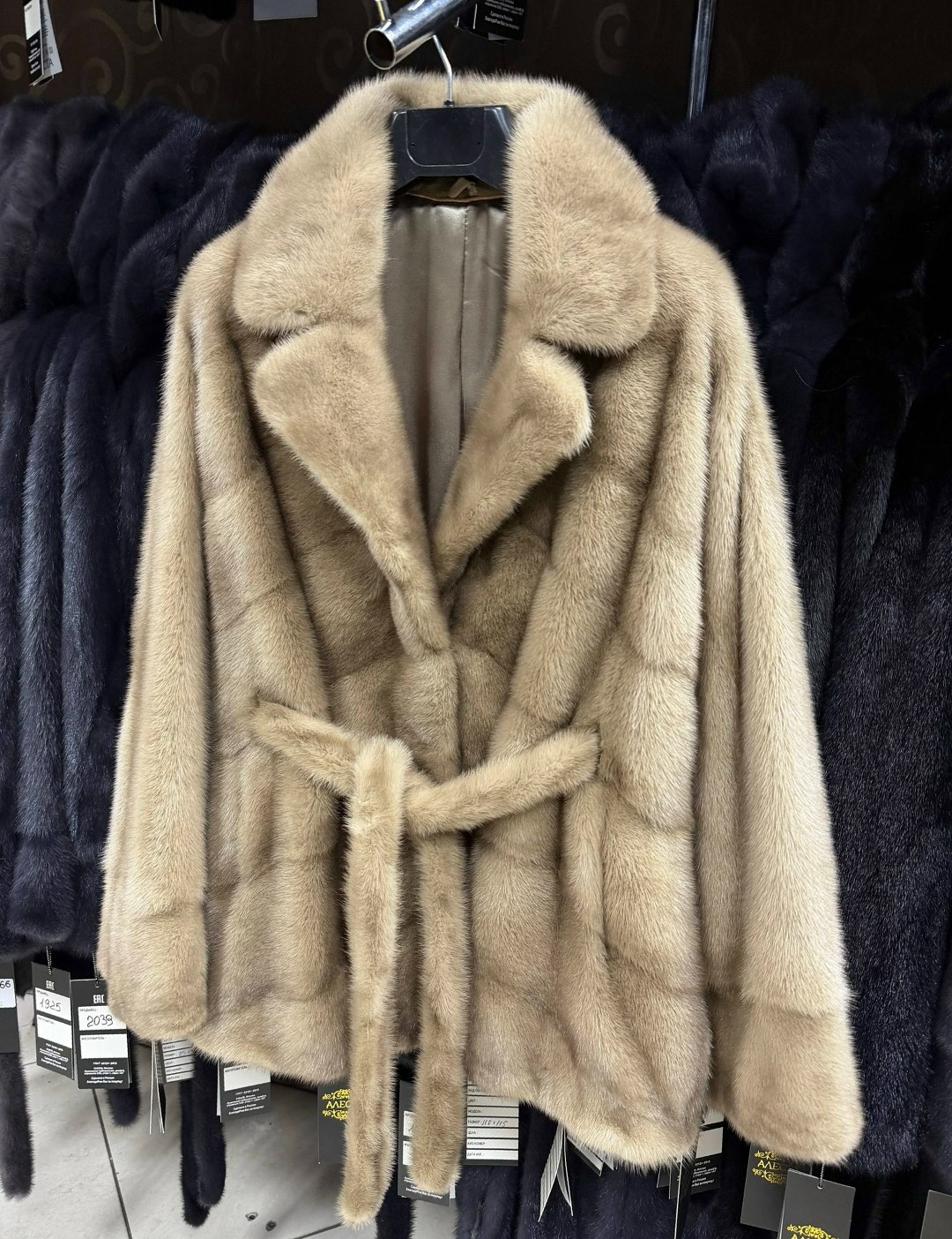 норковая шуба с английским воротником,норковая шуба,шуба,женская норковая шуба,шуба из норки
