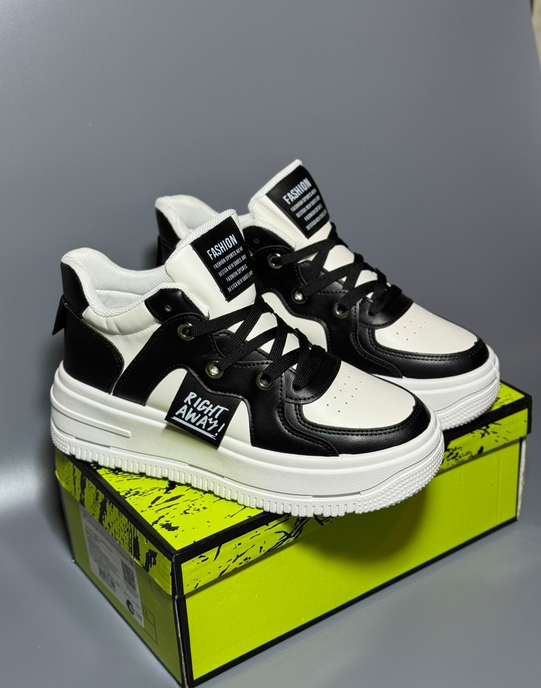 кроссовки женскиe,модные кроссовки,кроссовки для женщин,кроссовки на толстой подошве,повседневные кроссовки