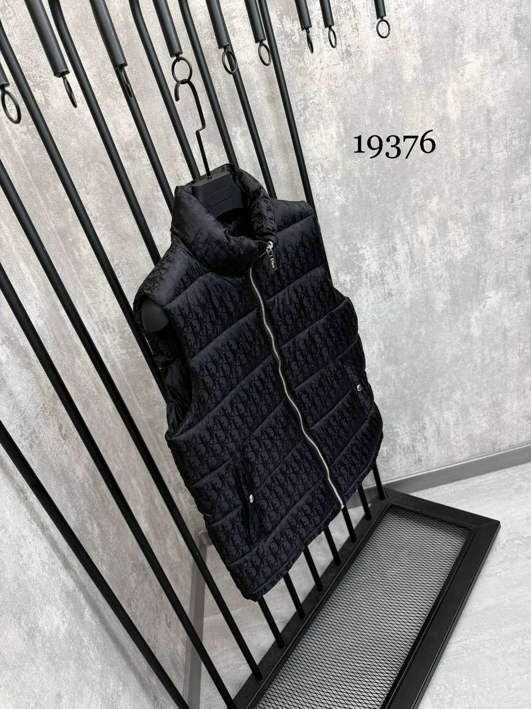 жилетка dior,жилетка диор,мужские жилетки,жилетка диор мужская,жилетка dior мужская