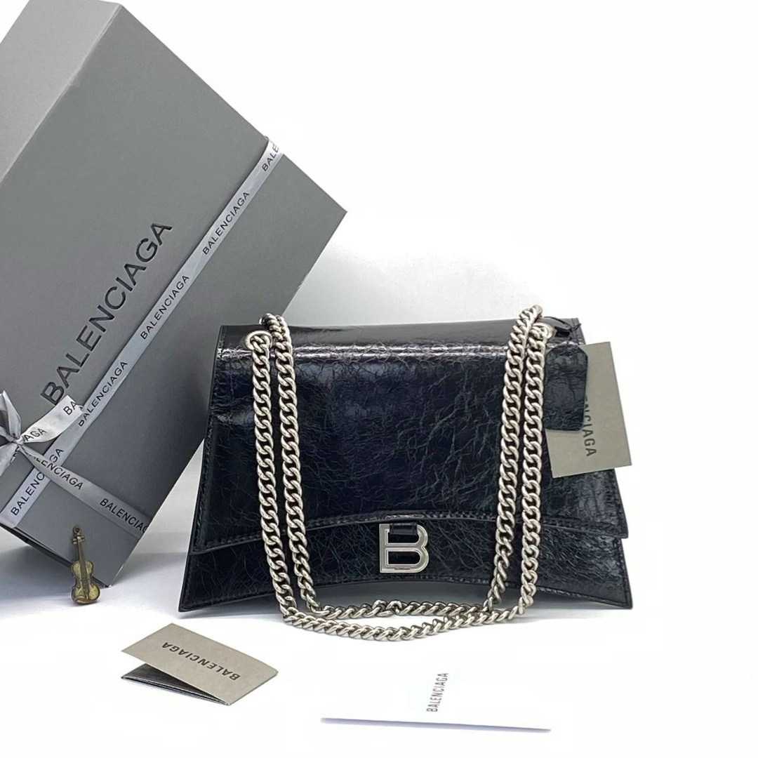 сумка balenciaga,сумка женская balenciaga,сумка balenciaga 30х16 натуральная кожа,сумки баленсиага женские через плечо,сумка через плечо в стиле balenciaga