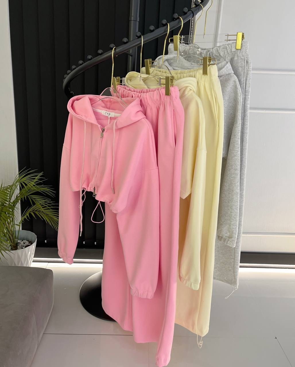 костюм спортивный женский,розовые костюмы,костюм спортивный женский штаны и кофта,женский костюм,розовые спортивные костюмы