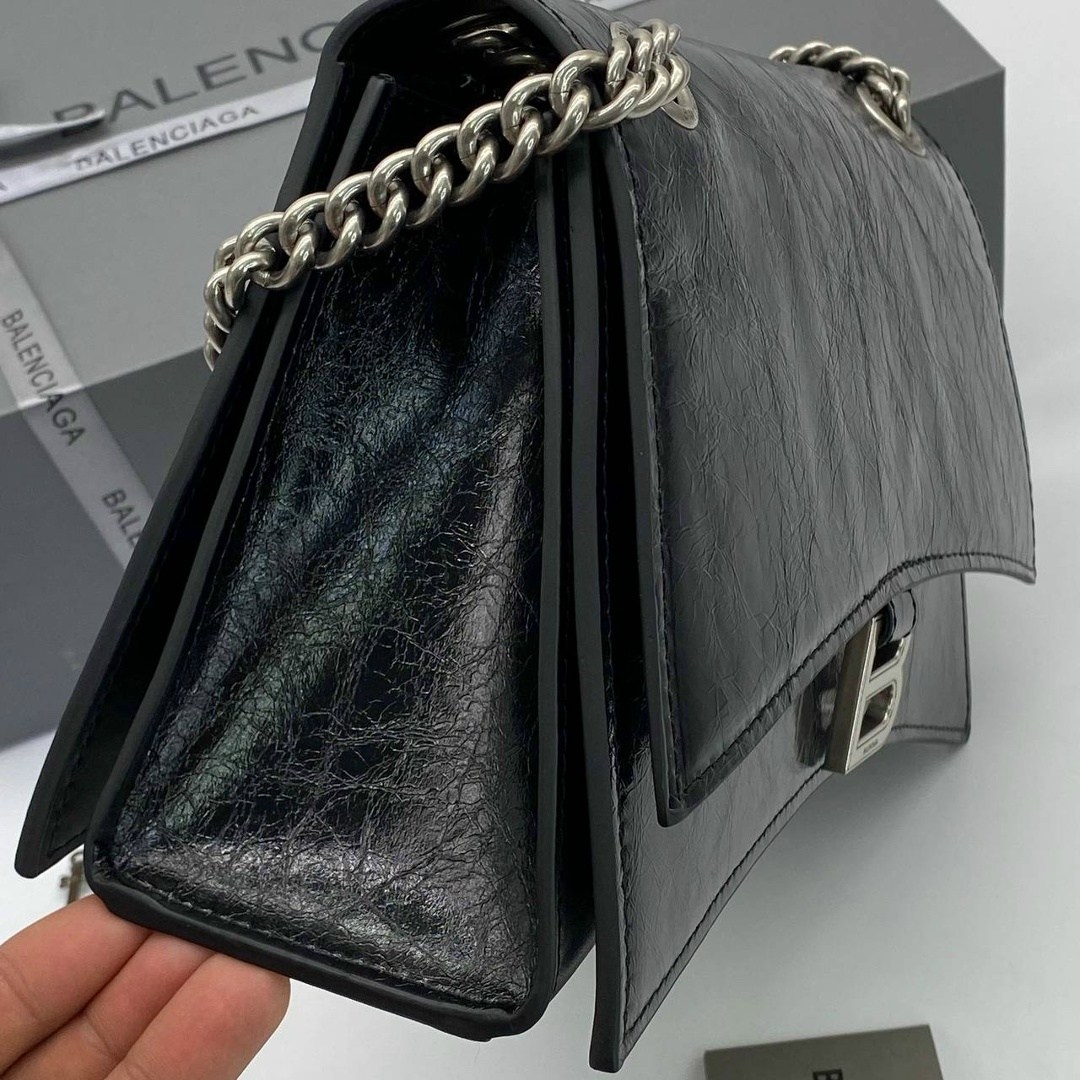 сумка balenciaga,сумки баленсиага женские через плечо,balenciaga сумка на плечо,сумка,сумка баленсиага