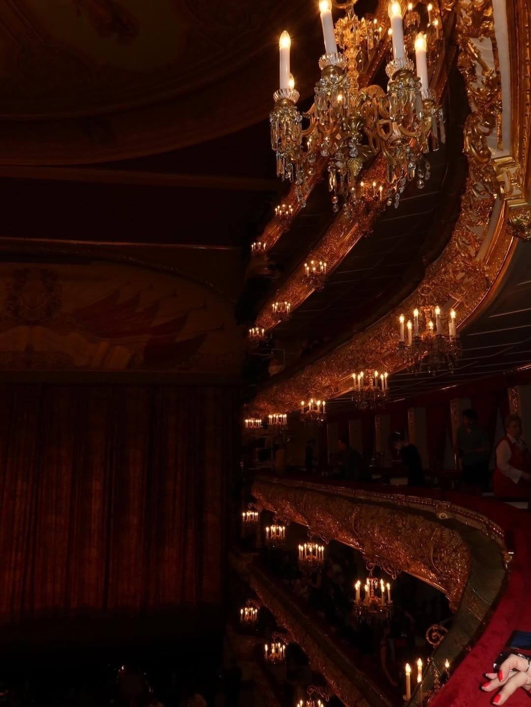 ерке есмахан,ерке есмахан оперный театр la scala,популярная казахстанская исполнительница ерке есмахан,беременная ерке есмахан восхитила нарядом в итальянском "la scala",популярная казахстанская певиц