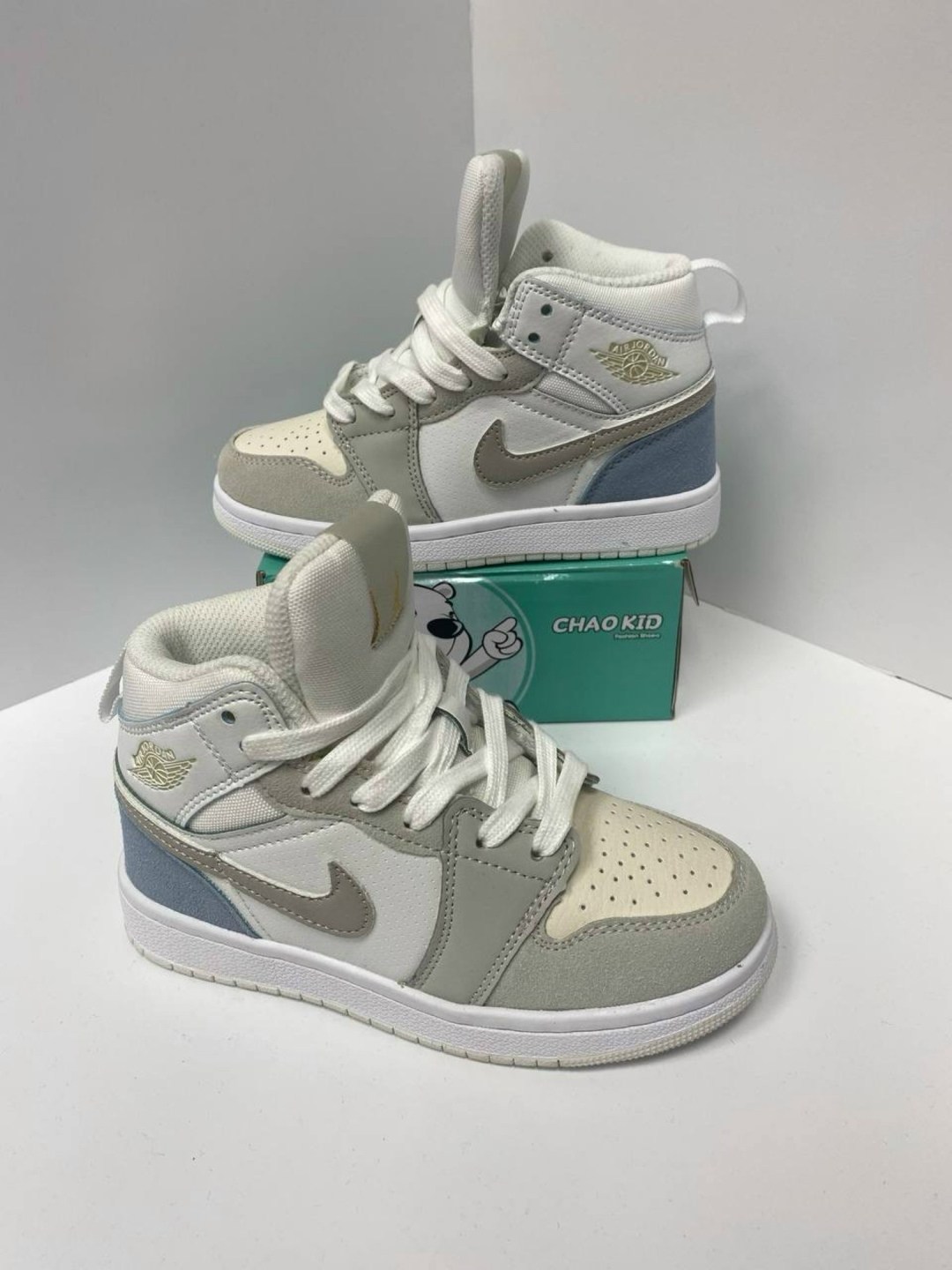 белые кроссовки air jordan 1 mid,кроссовки,детские кроссовки,детские кроссовки nike air jordan,nike air jordan 1 mid