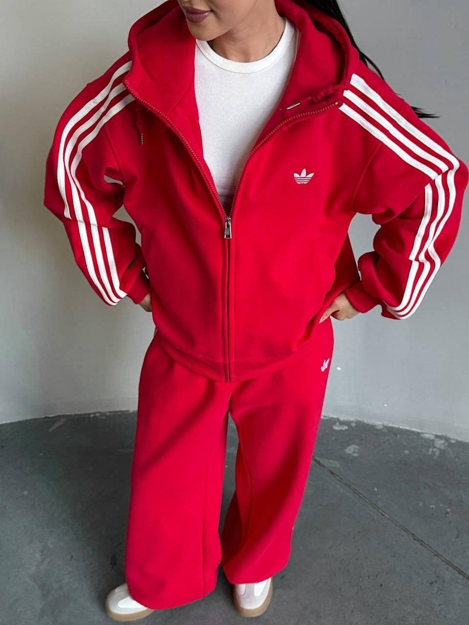 комплект одежды adidas sportswear,костюм спортивный,костюм спортивный adidas sportswear,повседневный костюм,женский костюм