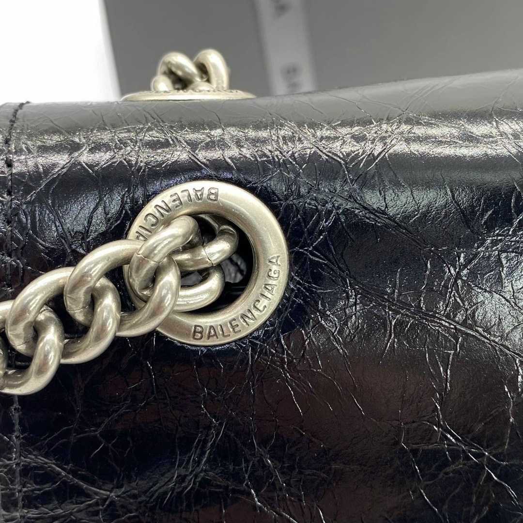 сумка balenciaga,сумки баленсиага женские через плечо,balenciaga сумка на плечо,сумка,сумка баленсиага