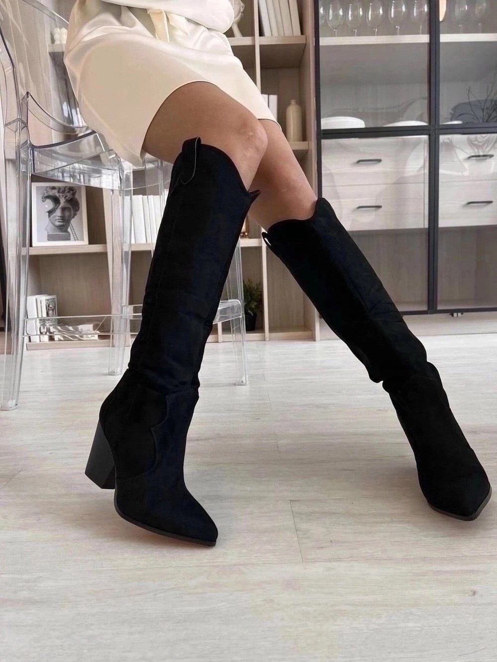 сапоги казаки демисезонные на каблуке замшевые,замшевые сапоги,казаки высокие сапоги демисезонные из натуральной замши gh collection,сапоги изабель марант казаки,сапоги казаки демисезонные на каблуке