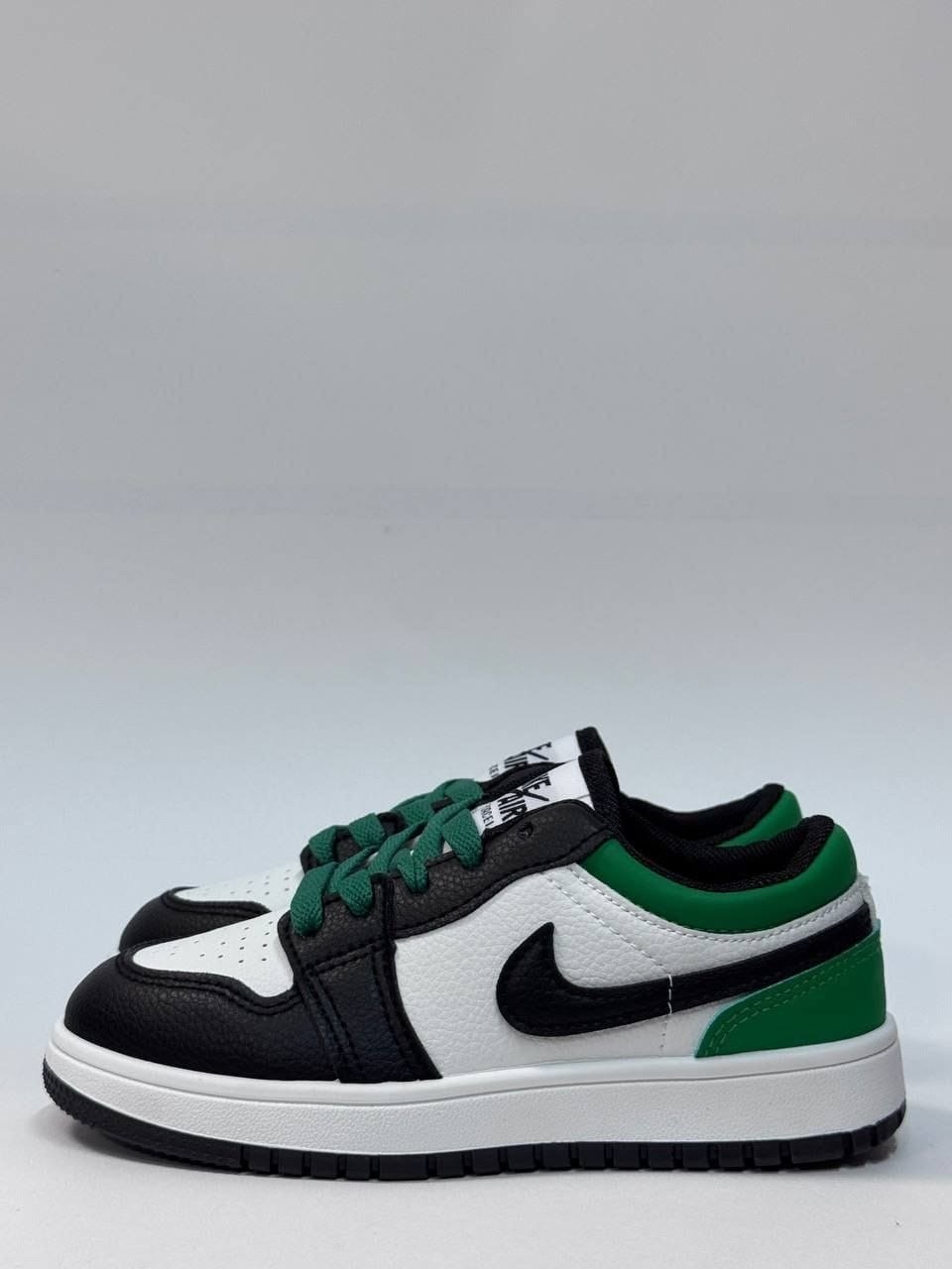 nike air jordan 1 high pine green,nike air jordan 1 low mystic green,air jordan 1 low pine green,nike air jordan 1 low,nike air jordan 1 low green