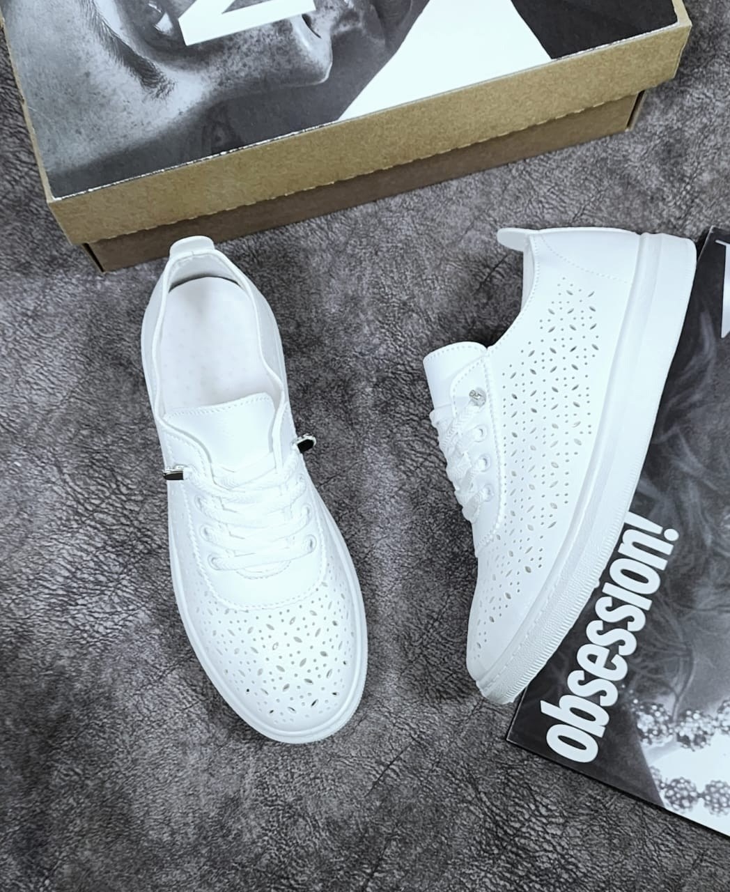 кроссовки женские перфорированные белые,,кроссовки перфорированные женские,женские кеды,кеды белые кожаные с перфорацией