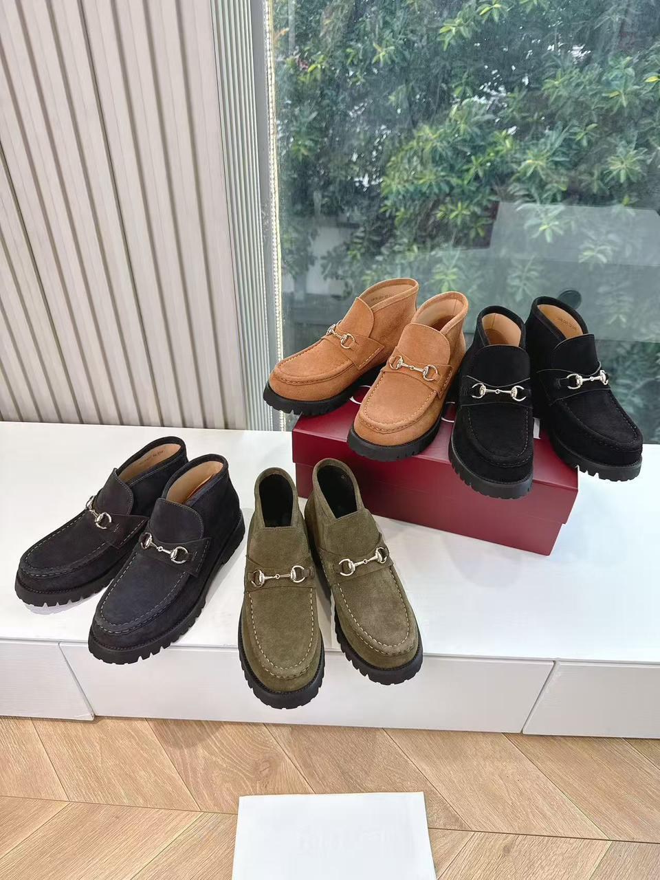 ботинки gucci,лоферы gucci,женские лоферы gucci,лоферы замшевые,женские замшевые черные ботинки gucci