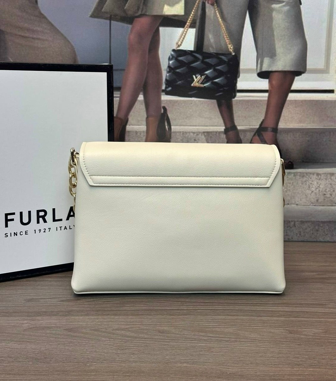 женская сумка furla,сумка кросс-боди кожаная furla 1927 furla,сумка furla,furla голубая сумка,сумка фурла