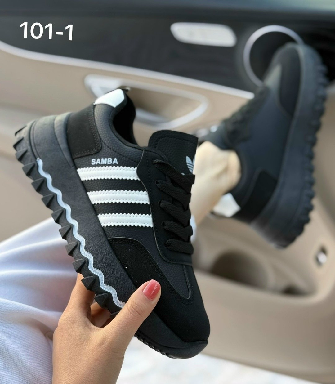 кроссовки adidas,,кроссовки мужские adidas,спортивная ,кроссовка мужской