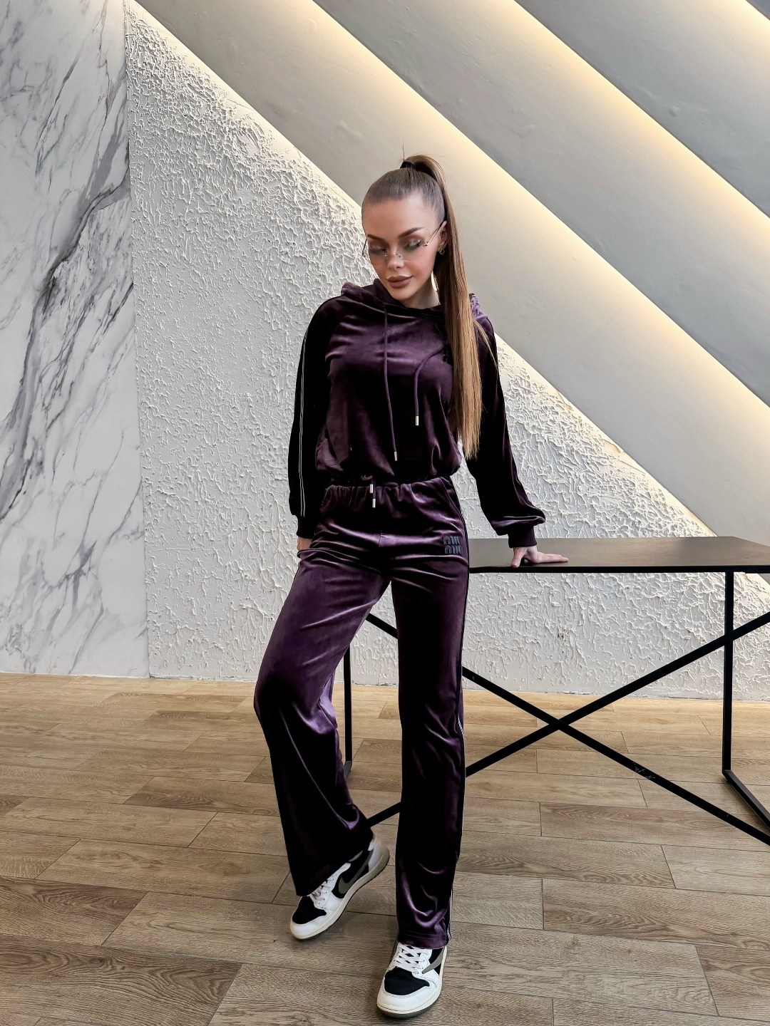 велюровый костюм,женский костюм из велюра с брюками палаццо happy fox,костюм спортивный велюровый,женский костюм из велюра с брюками палаццо happyfox,велюровый женский костюм