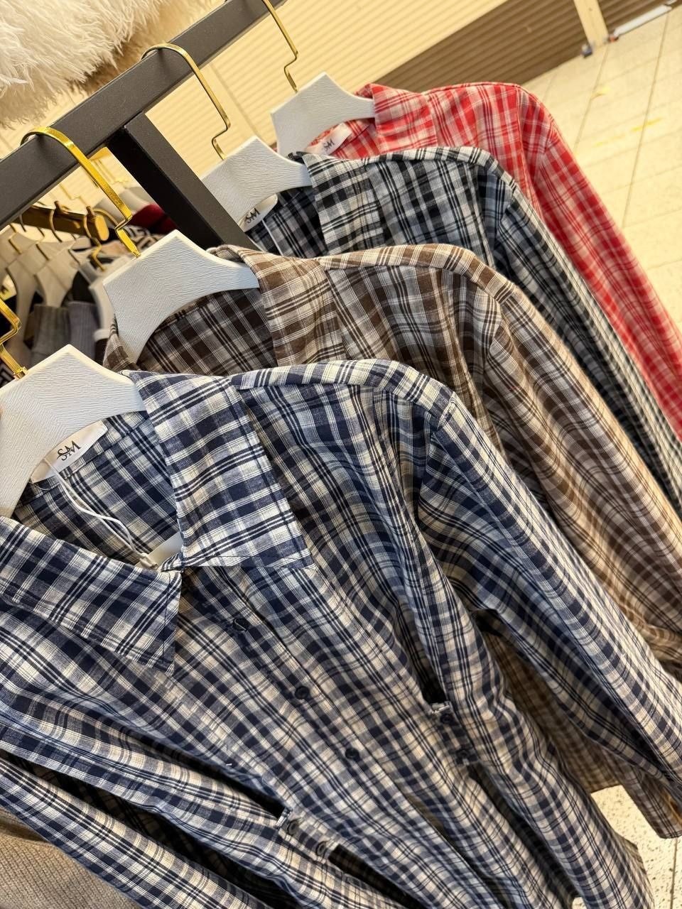 рубашка с длинными рукавами в клетку saint laurent,клетчатая рубашка женская,рубашка женская в клетку,винтажная клетчатая рубашка,рубашка с длинными рукавами в клетку